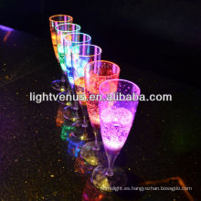LED iluminado líquido activo elegante Copa de vino